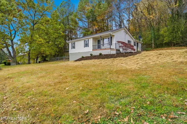 Knoxville, TN 37917,1212 Karnes Ave