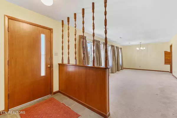 Knoxville, TN 37922,209 Debbie Rd