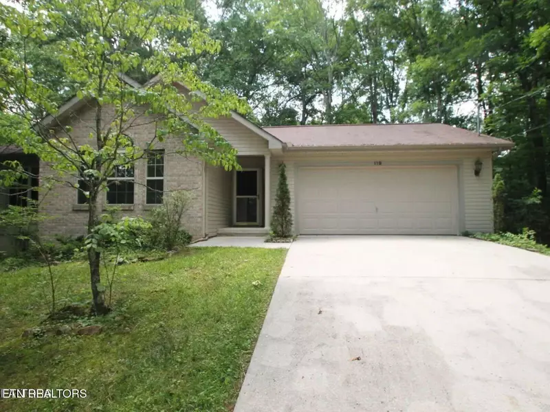 119 Anglewood DR, Crossville, TN 38558