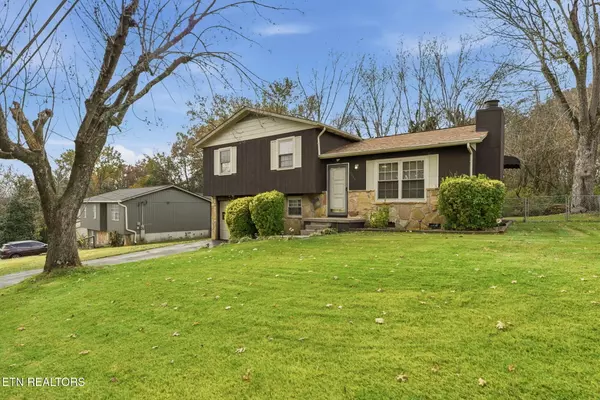 Knoxville, TN 37912,5613 Montina Rd