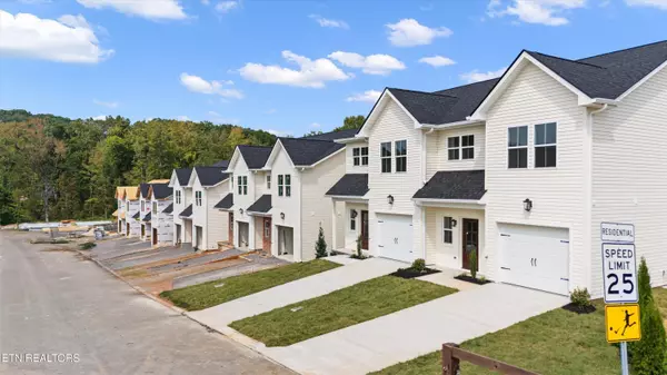 Knoxville, TN 37931,6624 Johnbo WAY