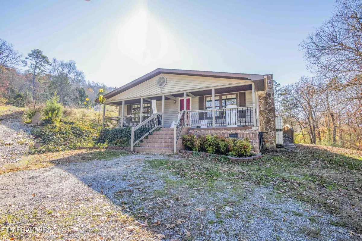 Powell, TN 37849,2381 Classic WAY