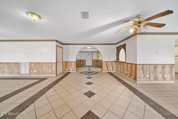 Pikeville, TN 37367,117 Bellview Rd