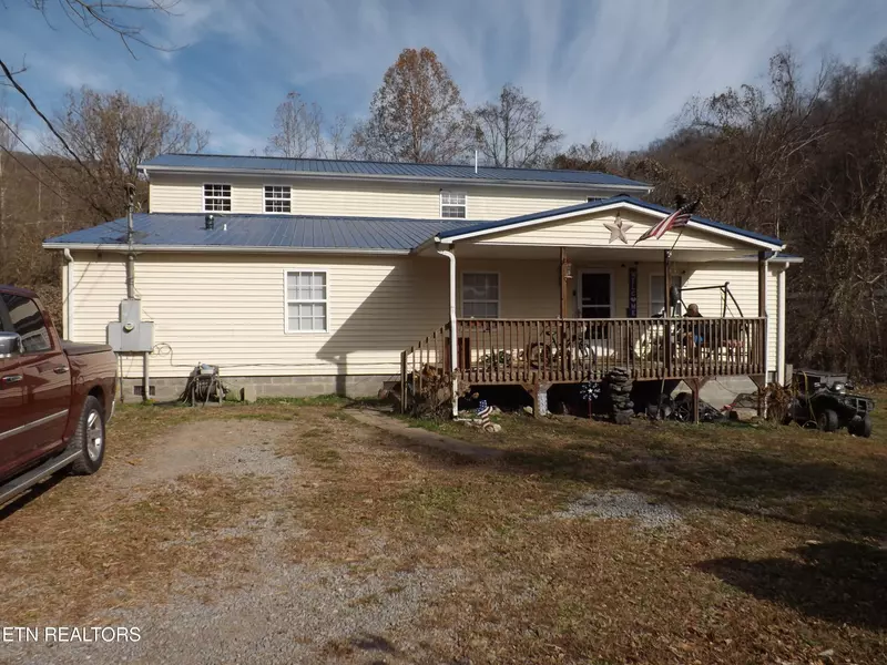 85 Bairds LN, Evarts, KY 40828