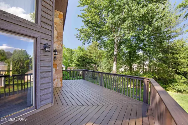 Loudon, TN 37774,205 Yona WAY