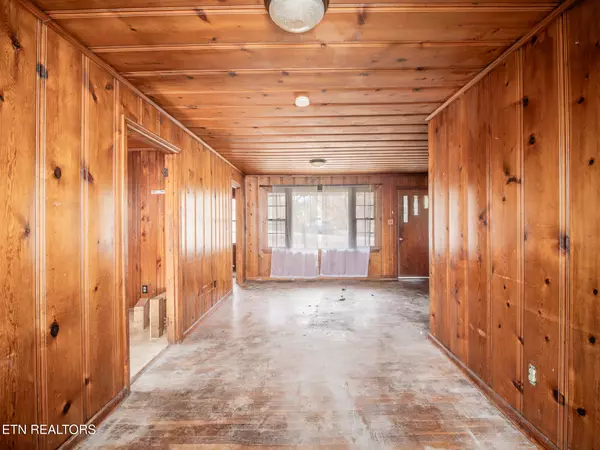 Sevierville, TN 37862,118 Scenic DR