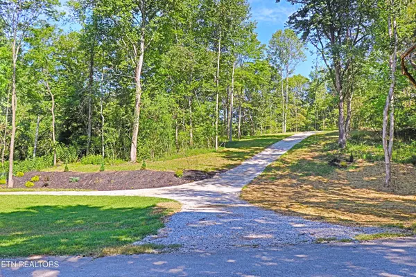 Harriman, TN 37748,1700 Bluff Rd