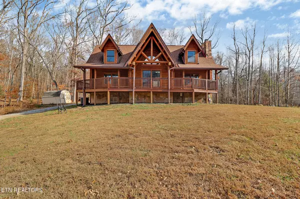 587 Flat Fork Rd, Wartburg, TN 37887