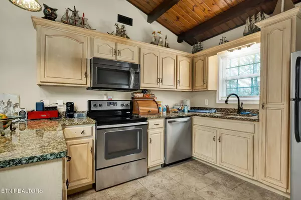 Charleston, TN 37310,374 Marina Hills CIR