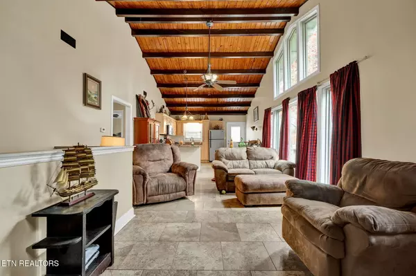 Charleston, TN 37310,374 Marina Hills CIR