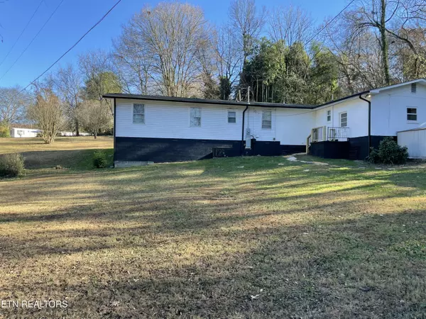 Knoxville, TN 37914,3009 Cox LN #A