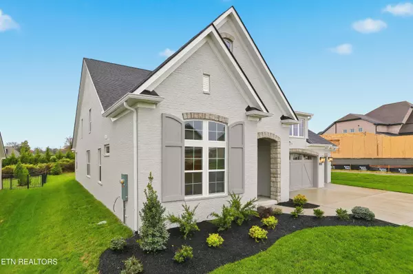 Knoxville, TN 37934,923 Sweatleaf