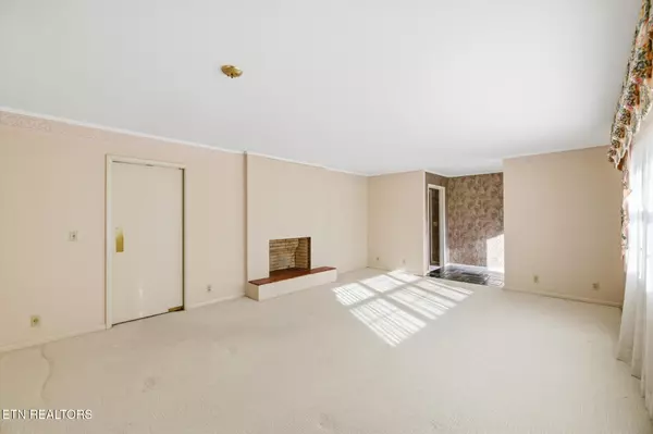 Madisonville, TN 37354,226 Hiwassee Rd