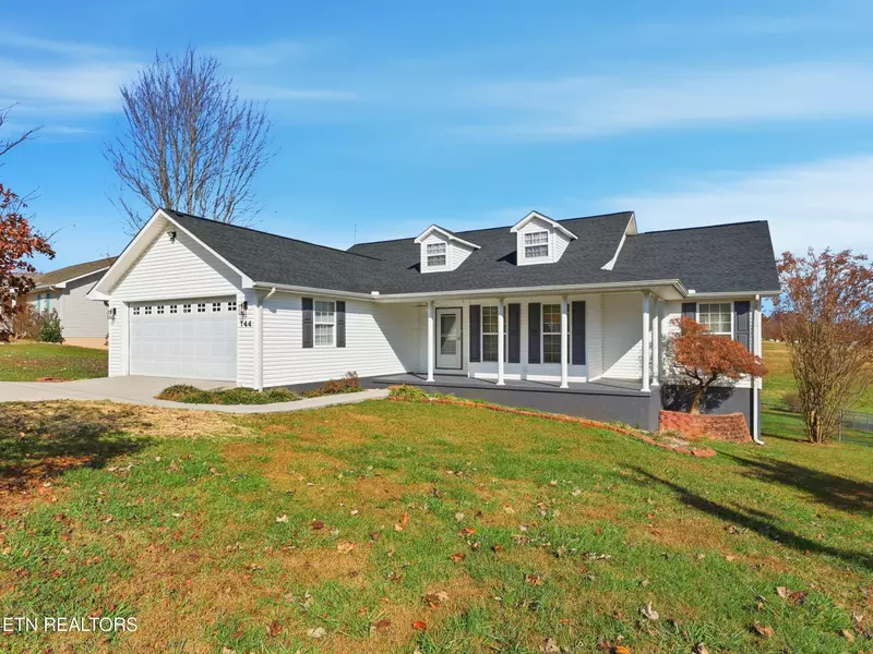 144 Jenny DR, Madisonville, TN 37354