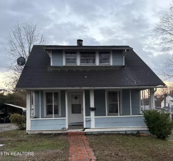 1413 Perkins St, Alcoa, TN 37701