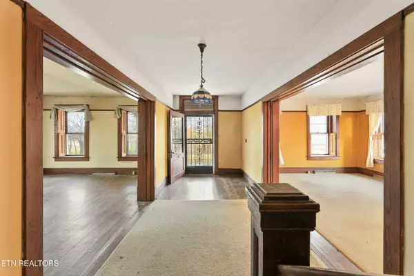 Maryville, TN 37801,1305 Big Springs Rd