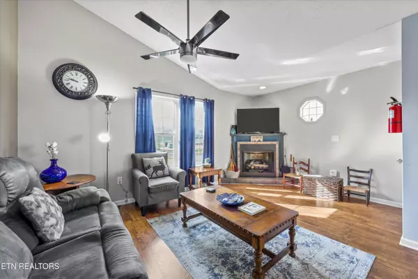 Pigeon Forge, TN 37863,201 Valley DR