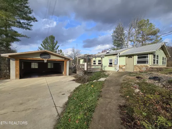 Sneedville, TN 37869,197 WOLFE Rd