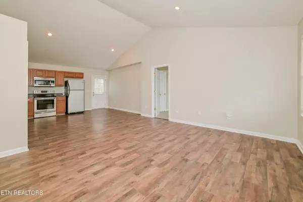 Lafollette, TN 37766,187 Sandy CIR