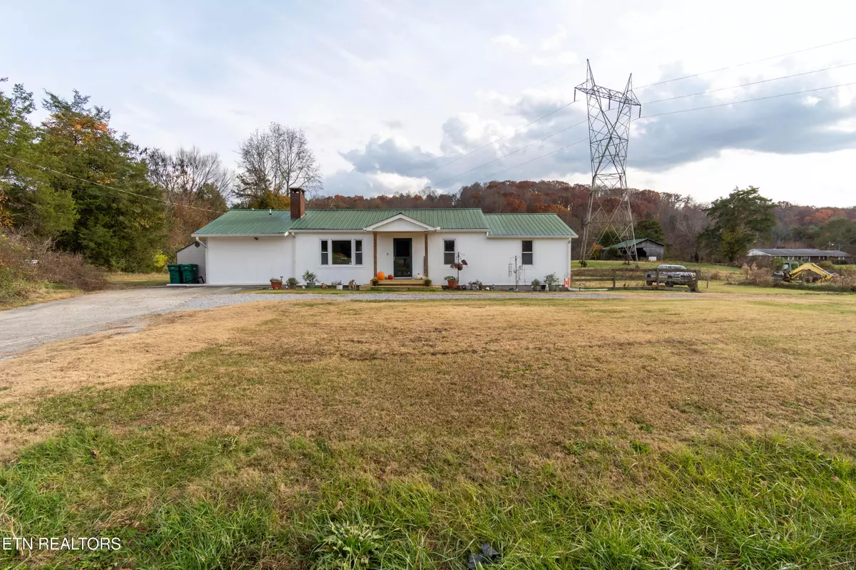 Lenoir City, TN 37771,1055 Hines Valley Rd