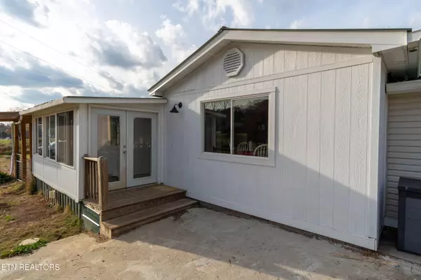 Lenoir City, TN 37771,1055 Hines Valley Rd