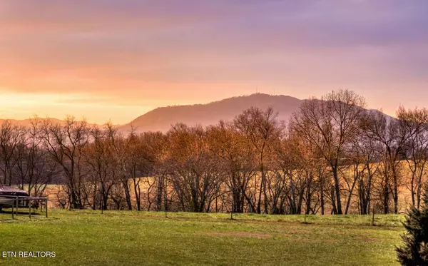 Kodak, TN 37764,760 Southview CIR