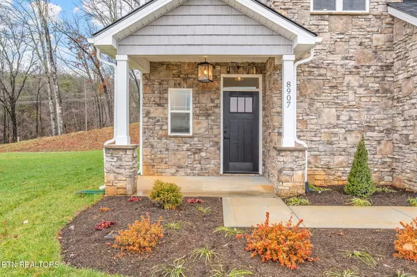 Knoxville, TN 37931,8907 Twisted Willow LN