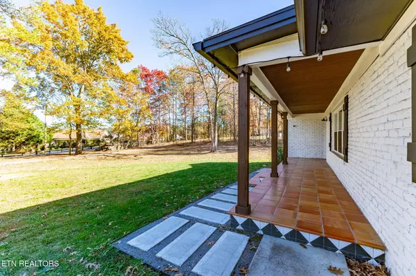 Knoxville, TN 37922,12304 Northshore DR