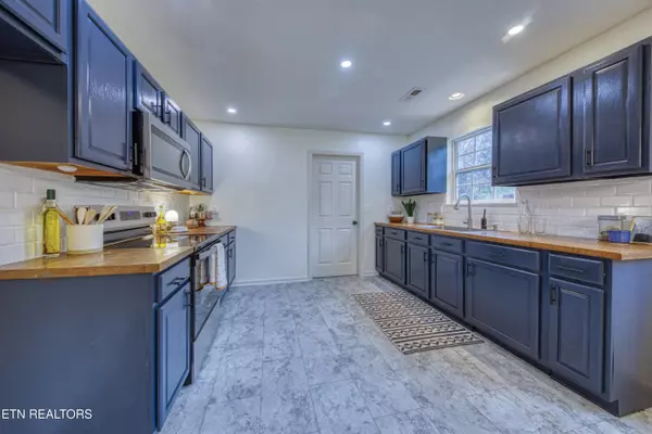 Lenoir City, TN 37772,18917 Martel Rd