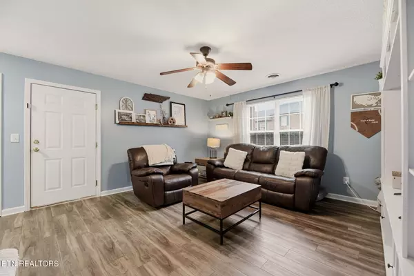 Knoxville, TN 37918,1621 Maple View WAY #30E