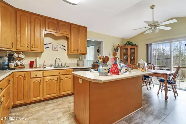 Crossville, TN 38555,281 Hatler Rd