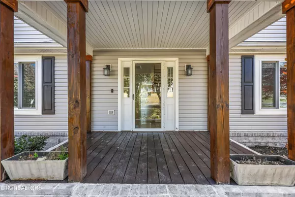 Knoxville, TN 37922,9820 Crestline DR