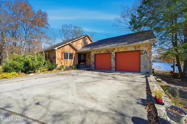 140 Tawny Oak LOOP, Crossville, TN 38558