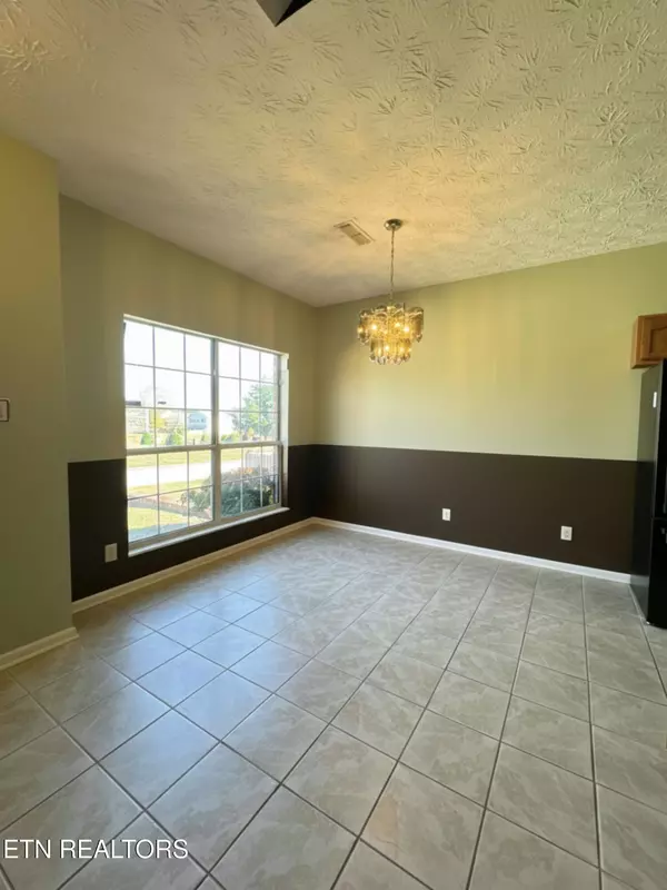 Knoxville, TN 37912,4408 Broadmeadow WAY