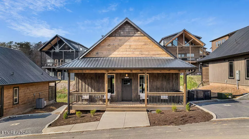 Pigeon Forge, TN 37863,571 Warbonnet WAY