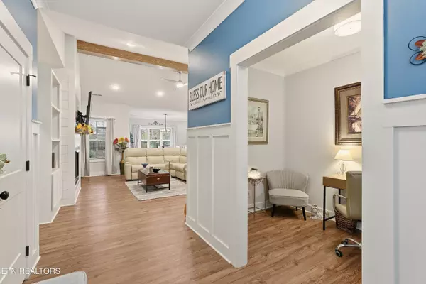 Loudon, TN 37774,112 Utsesti WAY