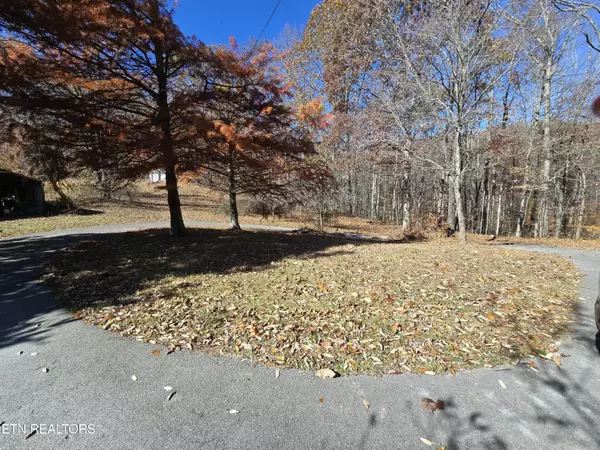 Lafollette, TN 37766,127 Lark LN