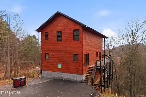 Gatlinburg, TN 37738,1110 Laddie Buck LN