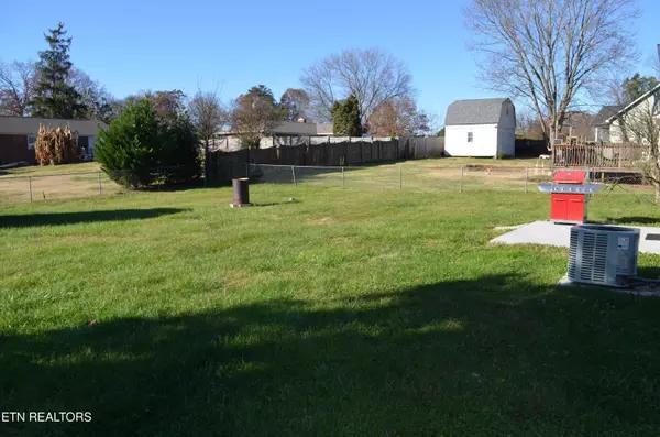 Knoxville, TN 37931,8632 Tervada DR