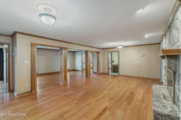 Knoxville, TN 37934,11025 Crosswinds DR