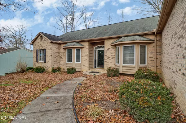 Crossville, TN 38558,129 Shore LN