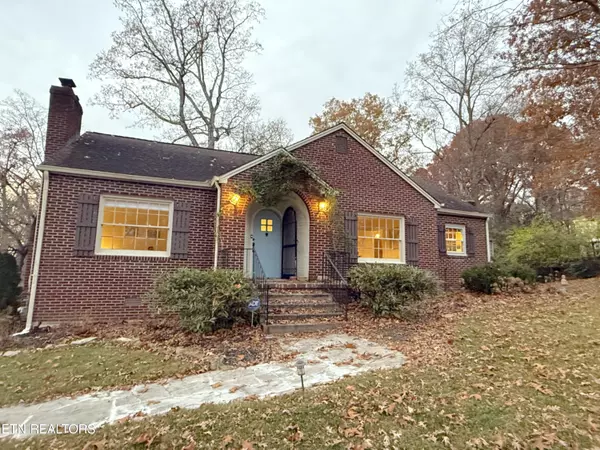 5111 Sunset Rd, Knoxville, TN 37914