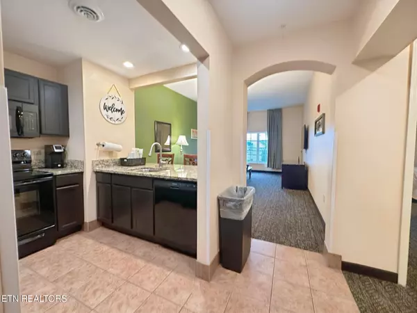 Sevierville, TN 37862,225 Collier DR #2102