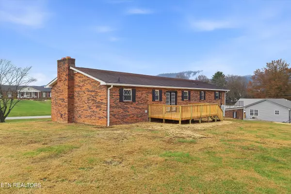 Lafollette, TN 37766,229 Brown Crest Rd
