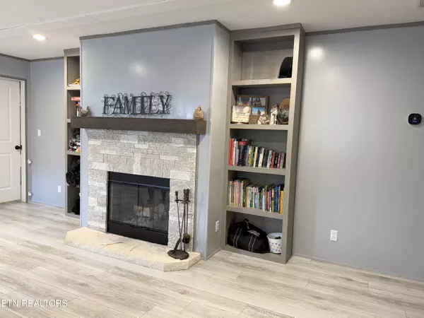 Jefferson City, TN 37760,959 Barbee Rd