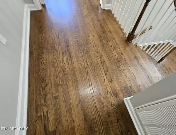 Oak Ridge, TN 37830,107 Nebraska Ave