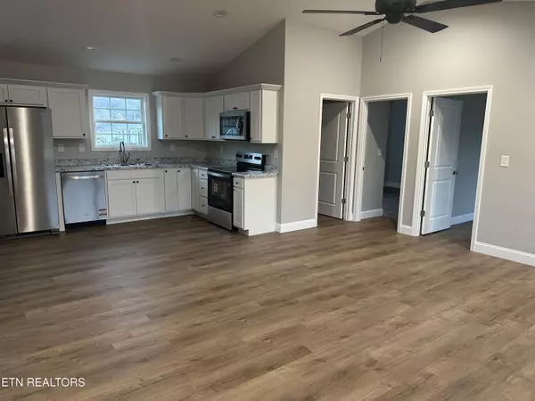 Maynardville, TN 37807,347 Green Acres Rd