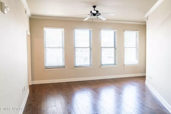 Knoxville, TN 37920,445 Blount Ave #511