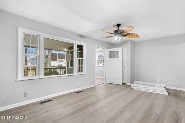 Powell, TN 37849,7832 Brickyard Rd