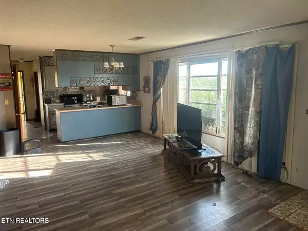 Tellico Plains, TN 37385,1451 Fairview Rd